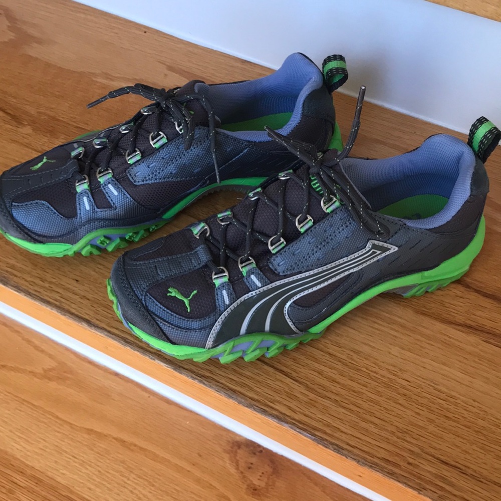 Puma Ladies Athletic shoes size 6.5